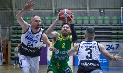 Академик Пловдив постигна четвърта победа от началото на сезона в