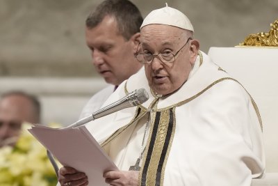Папа Франциск предупреди днес вярващите че между тях не трябва