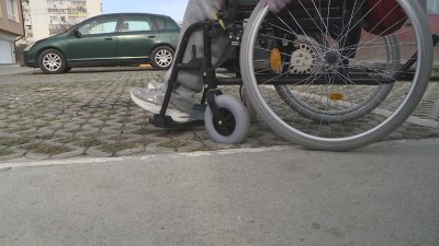 Проблем за хората с увреждания при придвижване във Варна За