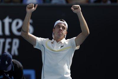 Хуберт Хуркач е на осминафинал на Australian Open Полякът надигра