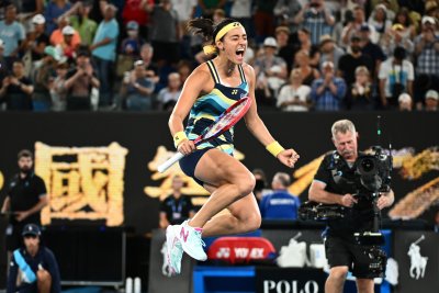 Каролин Гарсия не даде шанс на Наоми Осака и се класира за втория кръг на Australian Open