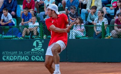 Янаки Милев се класира за втория кръг на турнира по тенис в Анталия