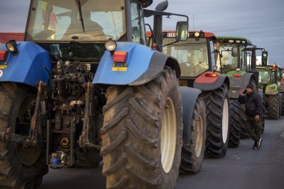 Протест на фермери блокира пътищата в Полша