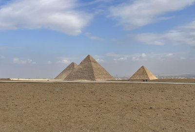 Най малката от трите пирамиди в Гиза пирамидата на Микерин