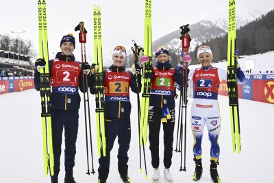 Първият отбор на Швеция спечели отборното ски бягане от Световната купа