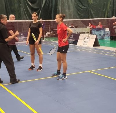 Гергана Павлова и Михаела Чепишева продължават във втория кръг на турнир по бадминтон в Исландия