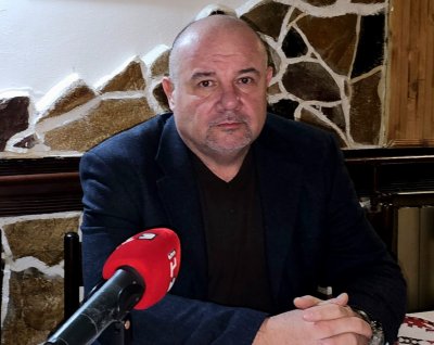 Кандидатът за президент на БФС Манол Иванов започна предизборната си обиколка от Русе