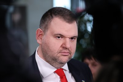 Председателят на ПГ на ДПС Делян Пеевски е внесъл сигнал