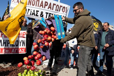 Продължават протестите на фермерите в различни части на Европа Снимки БТАПети