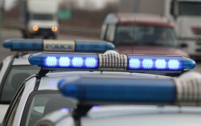 Полицейска гонка в Монтана заради бежанци задържан е шофьорът на