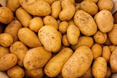 Затишието се оказа кратко - производителите на картофи продължават с протестите