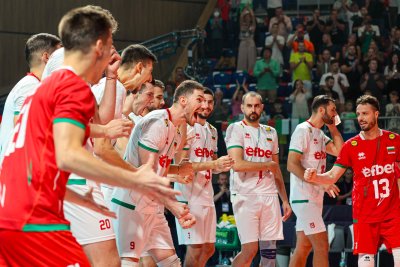 Българските национални отбори по волейбол за мъже и жени ще