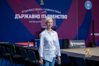 Кристина Илиева обяви окончателния състав на новия ансамбъл по художествена гимнастика за девойки