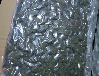130 кг марихуана заловиха на АМ "Тракия" (СНИМКИ)