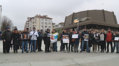Мълчаливо бдение във Варна в памет на Навални