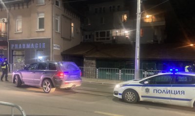 Двама души загинаха при две тежки катастрофи в София снощи