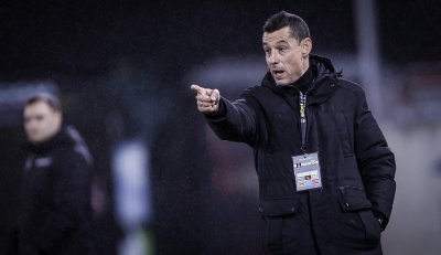 Старши треньорът на Локомотив Пловдив Александър Томаш се обърна към