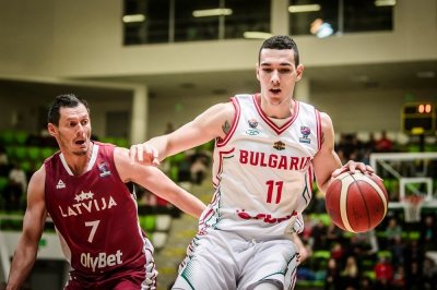 Йордан Минчев оглави класацията за "най-добър борец" в първия ден от евроквалификациите по баскетбол