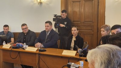 Съдия Цариградска отказа да седне до прокурор Зартова на изслушването в комисията за Нотариуса