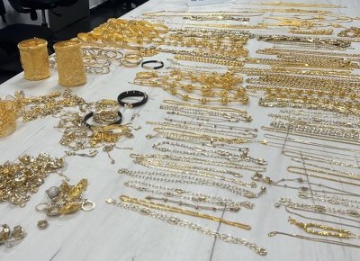 Близо 3 кг контрабандни златни накити задържаха митничари на "Капитан Андреево"