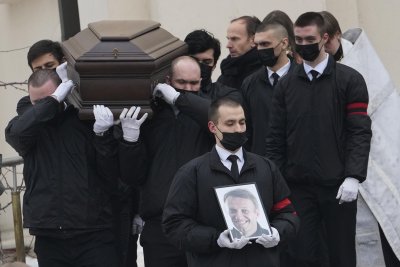 Погребаха Навални в Москва (СНИМКИ)