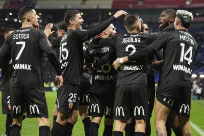 Ланс победи Олимпик Лион като гост във френската Лига 1