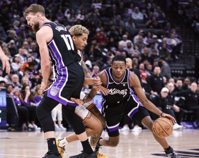 Сакраменто Кингс записа втори пореден успех в НБА Без Александър