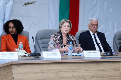 Председателят на Български стрелкови съюз Весела Лечева твърди че все