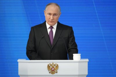 Ден преди началото на президентските избори руският президент Владимир Путин