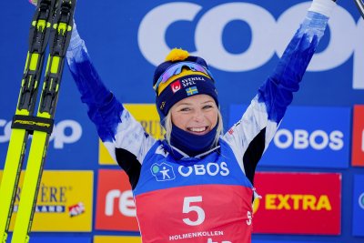Фрида Карлсон спечели първото състезание в историята на 50 км класически стил за жени от Световната купа по ски бягане