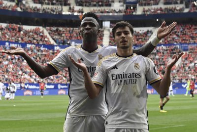 Реал Мадрид продължава с победите в Ла Лига с успех над Осасуна
