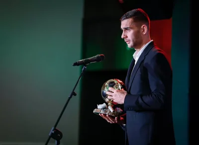 Българският национал Ивайло Чочев беше определен за Футболист №3 на