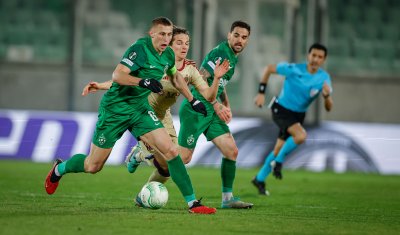 Якуб Пьотровски грабна призовете за най-добър чужденец и полузащитник в Първа лига