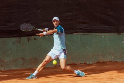 Българският тенисист Димитър Кузманов отпадна във втория кръг на турнира