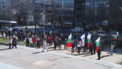 Протест на работници на ДАИ Пловдив с искане за по-високи заплати
