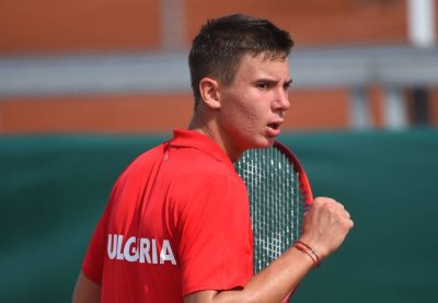 Младият български тенисист Илиян Радулов загуби на старта на турнира