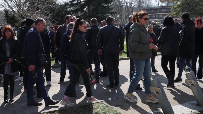 Протестно шествие се състоя днес в Добрич с настояване за