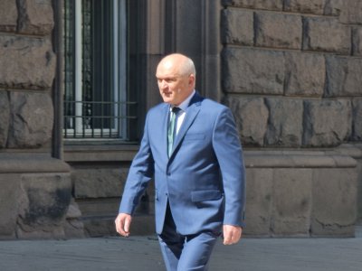 Номинираният за служебен премиер Димитър Главчев представя пред президента Румен