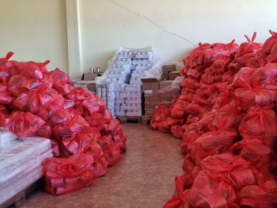 БЧК продължава раздаването на хранителни пакети на хора в нужда