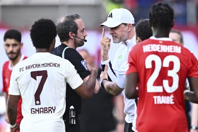 Томас Тухел ще остане треньор на Байерн Мюнхен през оставащите