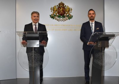 Министърът на икономиката и индустрията Петко Николов встъпи в длъжност