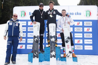Световният шампион сноуборд за младежи в паралелния слалом Кристиан Георгиев
