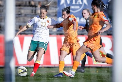 Женският национален отбор на България направи грешна стъпка в Европейските