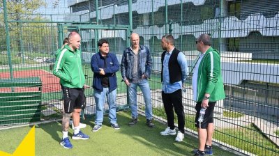 Валери Божинов посети лагера на националния отбор по мини футбол Бившият