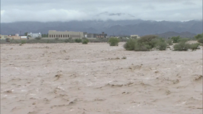 Най-малко 19 са жертвите на тежките наводнения в Оман