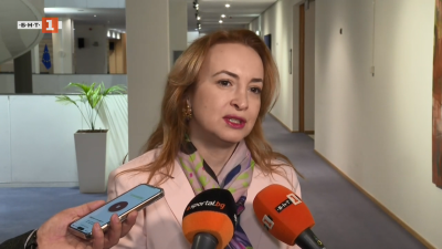 Антоанета Стефанова: За мен спортът и изкуството са най-важни, но винаги им се отделя най-малко внимание (ВИДЕО)