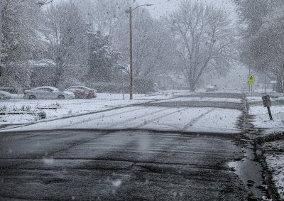 Бурята "Рената" достигна Румъния и донесе дъжд и сняг (ВИДЕО)