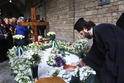 40 дни от кончината на патриарх Неофит обеляза днес православната
