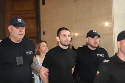 Аферата в митниците: Петя Банкова и Стефан Димитров остават в ареста