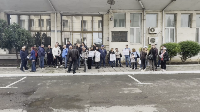 Протест в Бургас срещу тримесечната забрана за улов на бяла